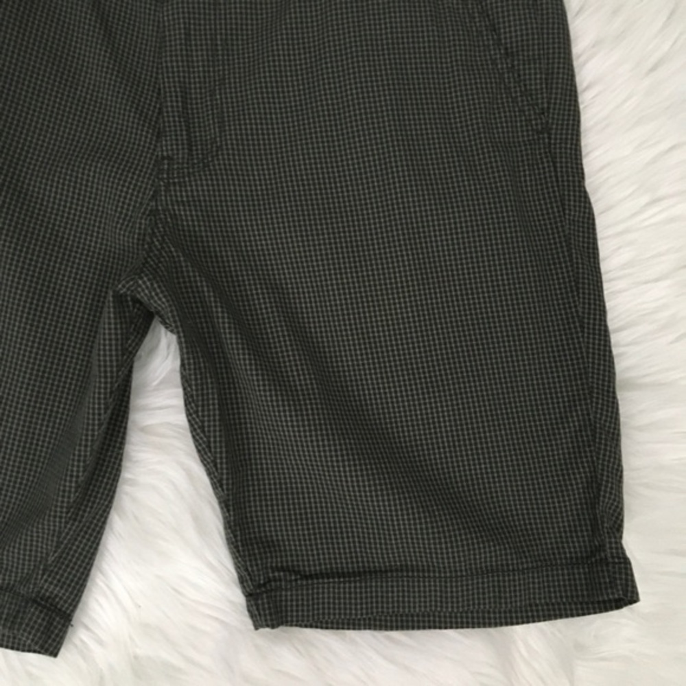 Adam Levine Mens Shorts Tiny Plaid Green Flat Front 34 Bermuda Welt Back Pockets - Picture 6 of 14